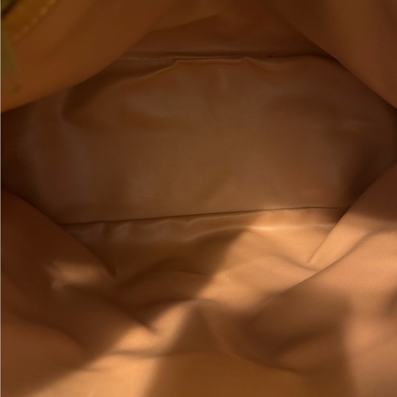 100% Authentic Alviero Martini Tan Map Print Satchel - Picture 10 of 12